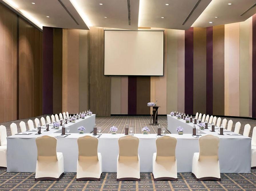 酒店 Avani & Convention Centre 孔敬