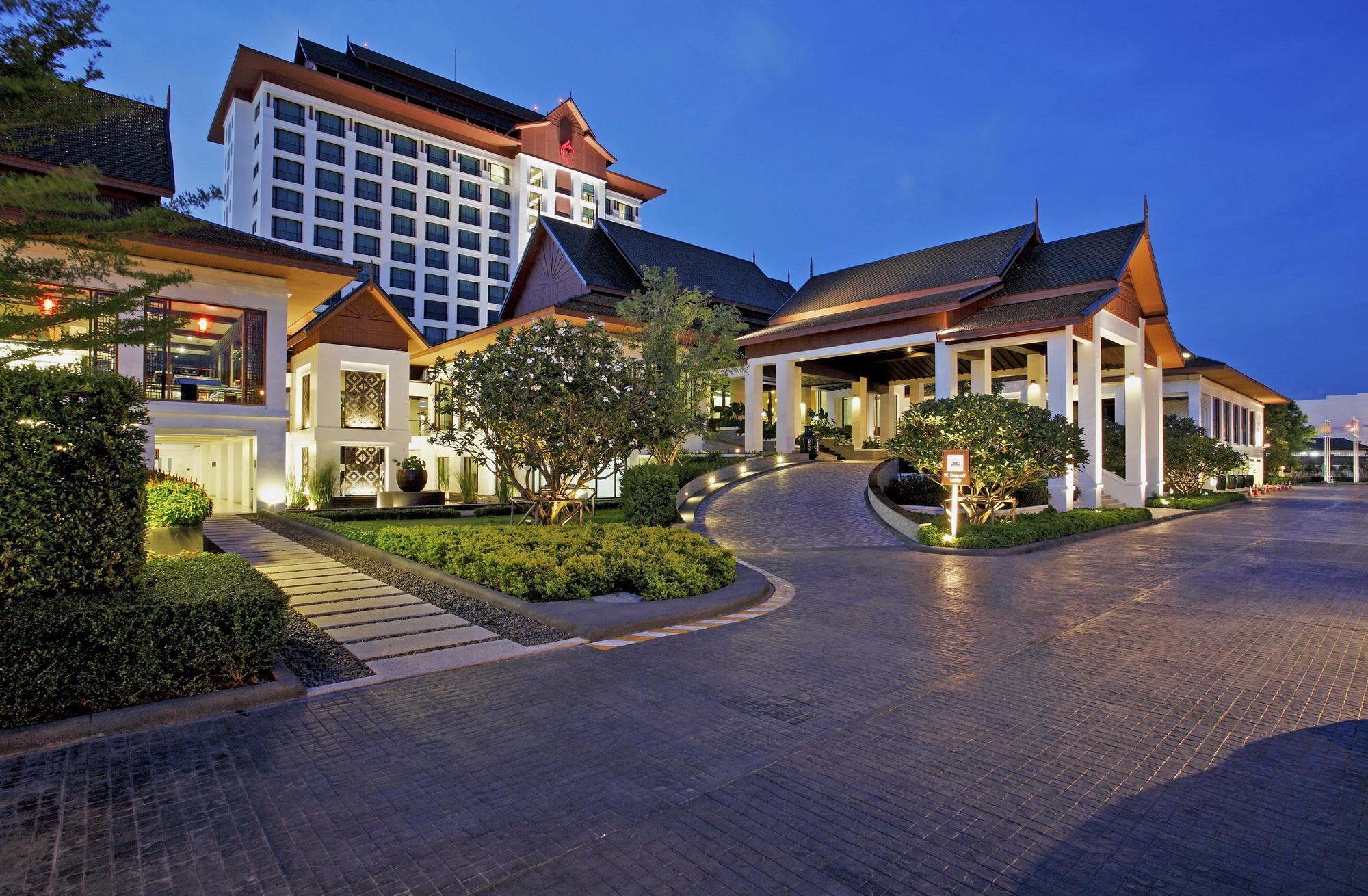 อวานี โฮเต็ล แอนด์ คอนเวนชั่น เซ็นเตอร์ โรงแรม 5*